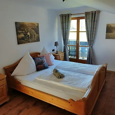 Max Hofreiter Apartment